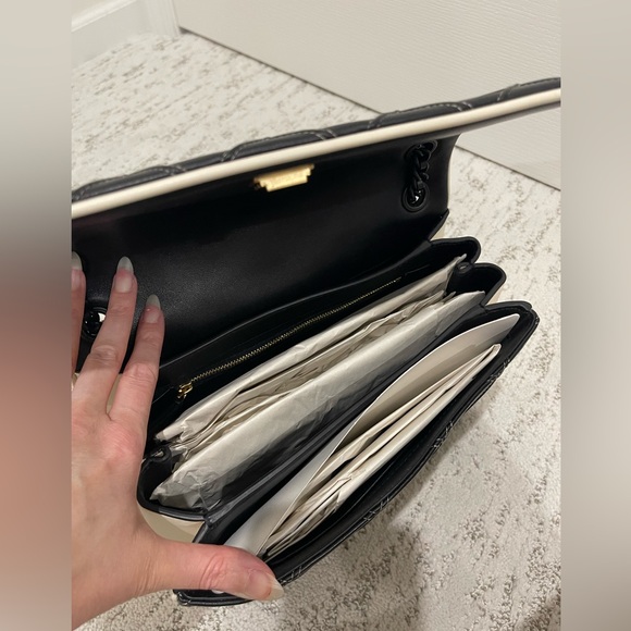 Tory Burch Black and White Quilted Leather Shoulder Flap Bag NWT! - Picture 6 of 7